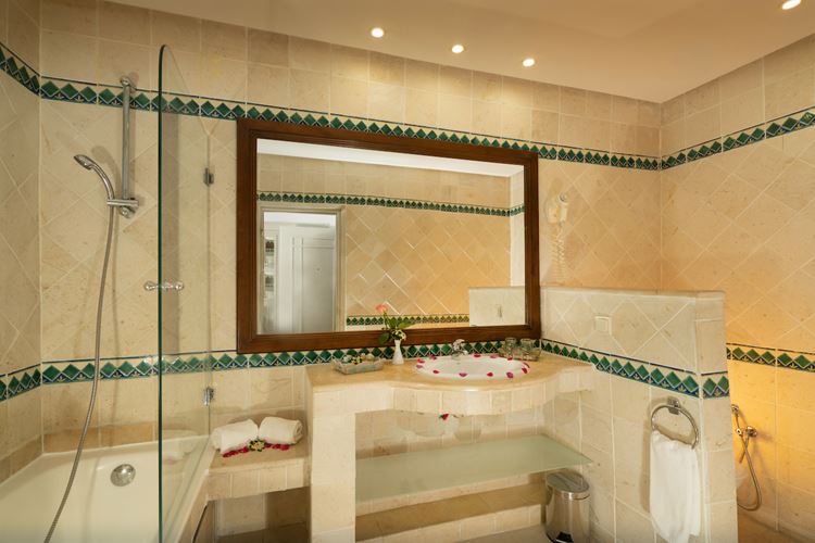 24 Room (Renovated 2016) - Bath Room - Double or Triple (Sofa Bed) GV or SSV - El Ksar Resort  _ Thalasso - Sousse
